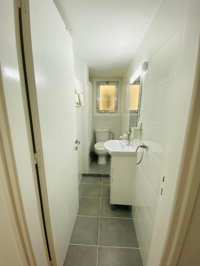 Simple One Bedroom Flat In Engomi Экстерьер фото