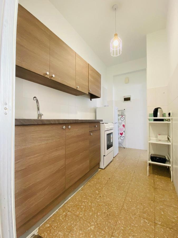 Simple One Bedroom Flat In Engomi Экстерьер фото