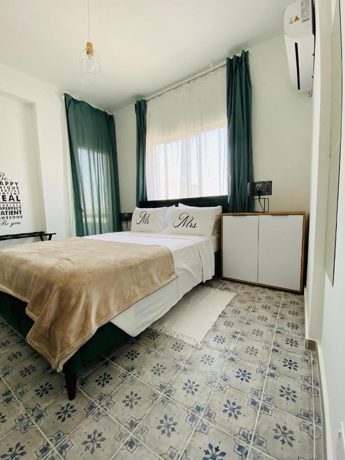 Simple One Bedroom Flat In Engomi Экстерьер фото